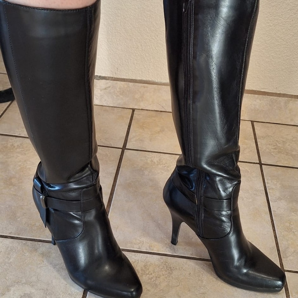 Below the knee 4.5 in stiletto boots